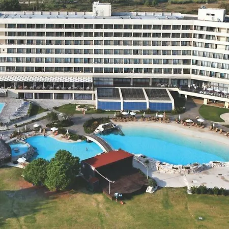 Rezort Porto Carras Sithonia 5*