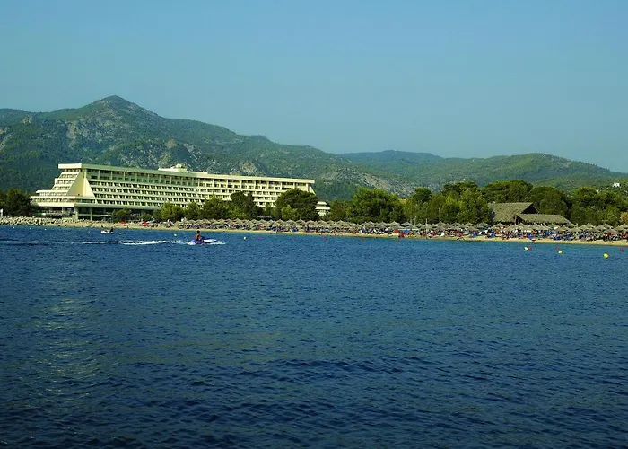 Курортный комплекс Porto Carras Sithonia 5*
